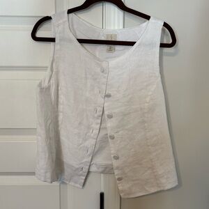 Elegant White Sleeveless Top